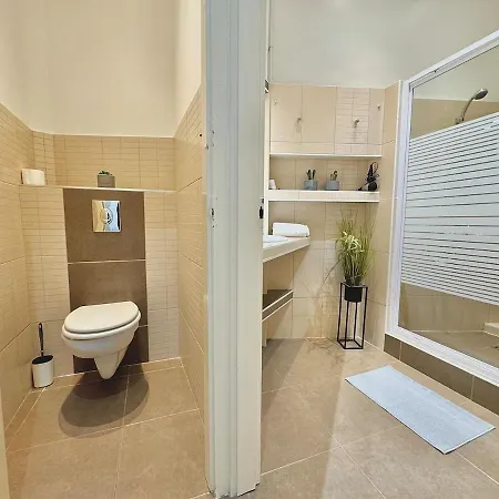 Appartement Trendy Spacious, Parking, Downtown, Ruin Pubs! *
